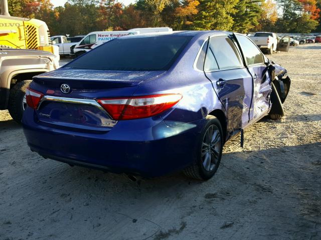 4T1BF1FK0FU922741 - 2015 TOYOTA CAMRY LE ლურჯი ფოტო 4