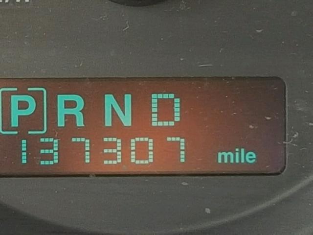 1J8HG58206C122925 - 2006 JEEP COMMANDER Gümüş foto 8