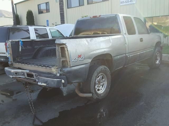 1GCGK29U9YE303156 - 2000 CHEVROLET SILVERADO GRAY photo 4