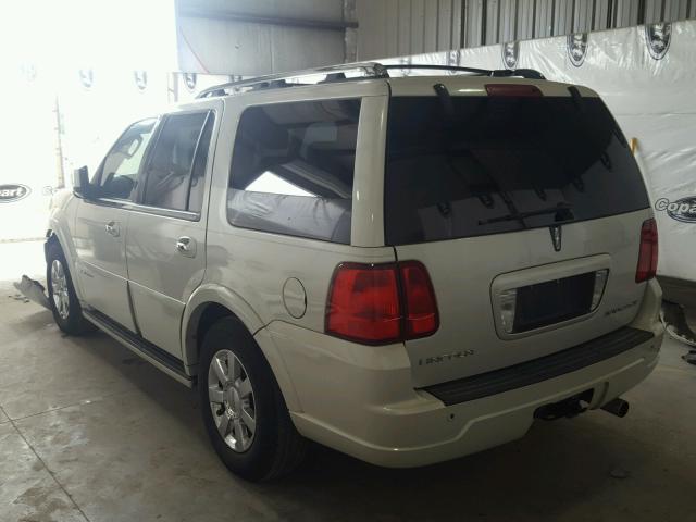 5LMFU27576LJ22169 - 2006 LINCOLN NAVIGATOR WHITE photo 3