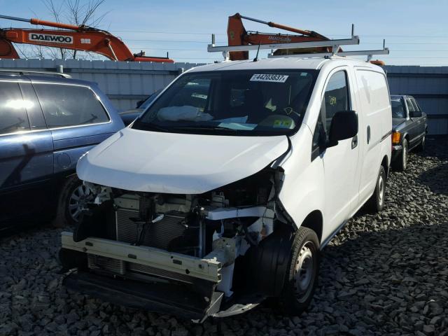 3N63M0YN8FK727595 - 2015 CHEVROLET CITY EXPRE WHITE photo 2