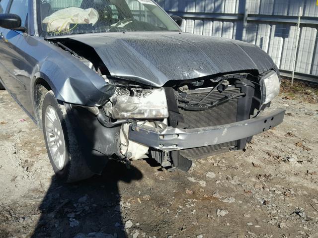 2C3KA43R96H362859 - 2006 CHRYSLER 300 GRAY photo 9