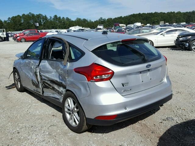 1FADP3K25FL202181 - 2015 FORD FOCUS SE SILVER photo 3