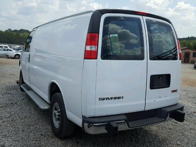 1GTW7AFF1H1913198 - 2017 GMC SAVANA G25 WHITE photo 3