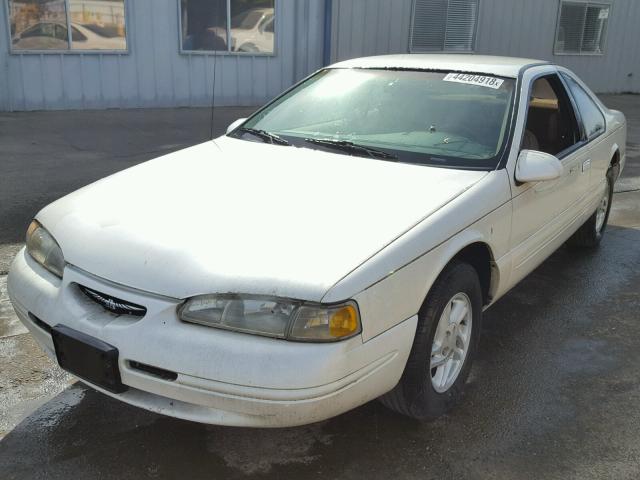 1FALP62W8TH169269 - 1996 FORD THUNDERBIR WHITE photo 2