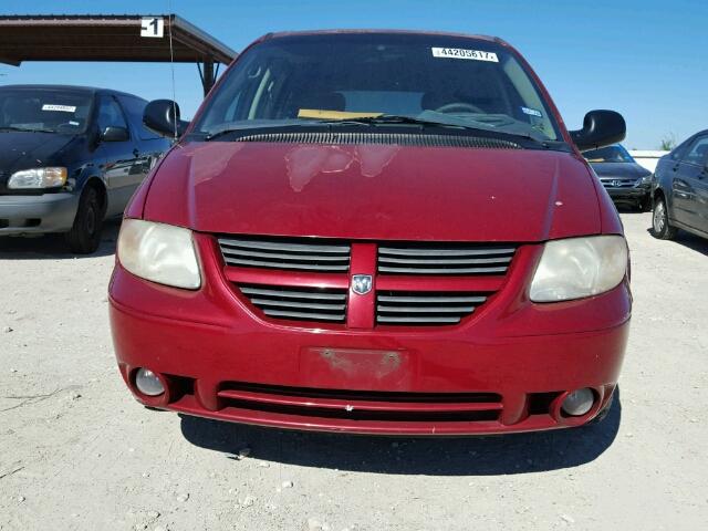 2D4GP44L37R131576 - 2007 DODGE GRAND CARA RED photo 9