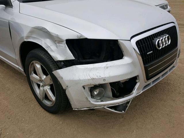 WA1LKAFP4AA049628 - 2010 AUDI Q5 PREMIUM SILVER photo 9