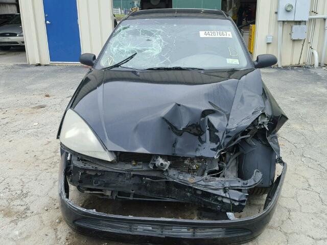 1FAFP34P83W150685 - 2003 FORD FOCUS BLACK photo 9