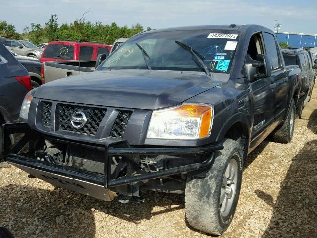 1N6BA0EC4CN325702 - 2012 NISSAN TITAN S GRAY photo 2