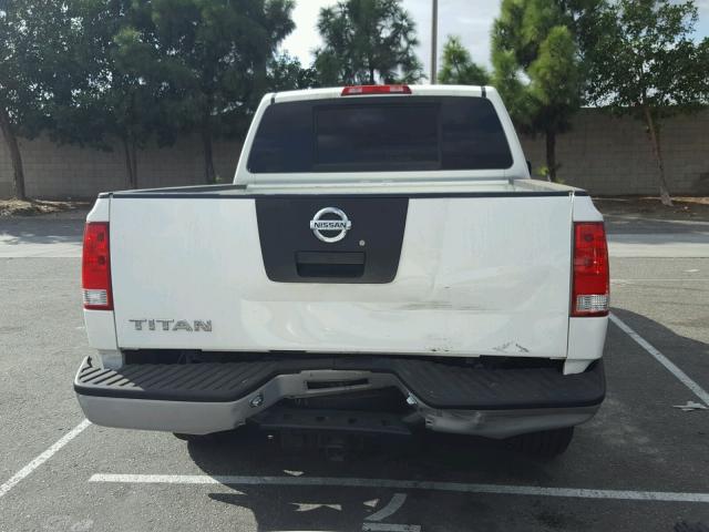 1N6AA0EK1BN326081 - 2011 NISSAN TITAN S WHITE photo 9