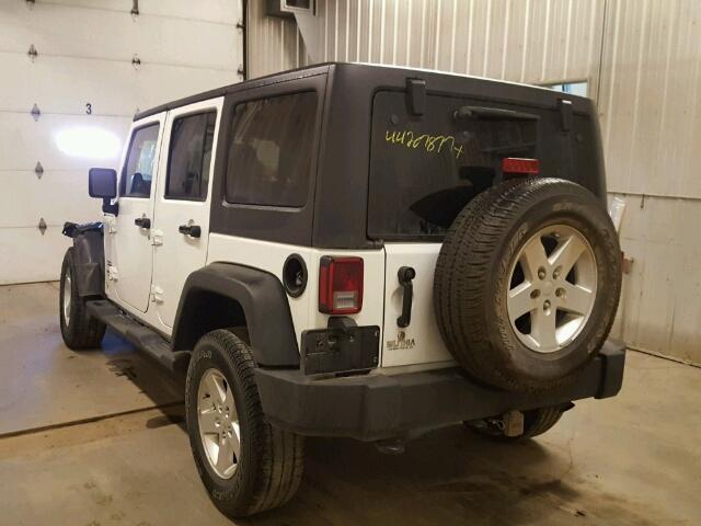 1C4BJWDG0EL263790 - 2014 JEEP WRANGLER U WHITE photo 3