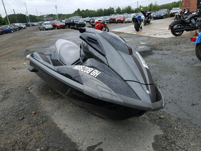 YAMA2501E909 - 2009 YAMAHA JETSKI BLACK photo 1