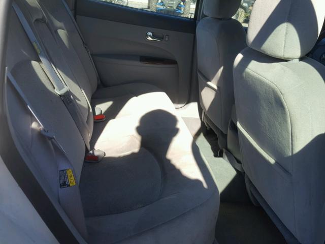 2G4WC552761223945 - 2006 BUICK LACROSSE C WHITE photo 6