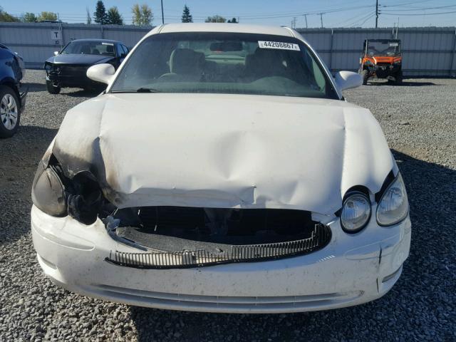 2G4WC552761223945 - 2006 BUICK LACROSSE C WHITE photo 9