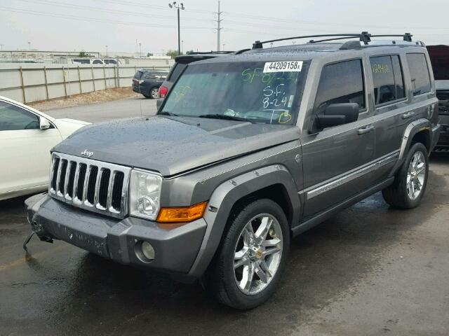 1J8HG58P27C579345 - 2007 JEEP COMMANDER GRAY photo 2