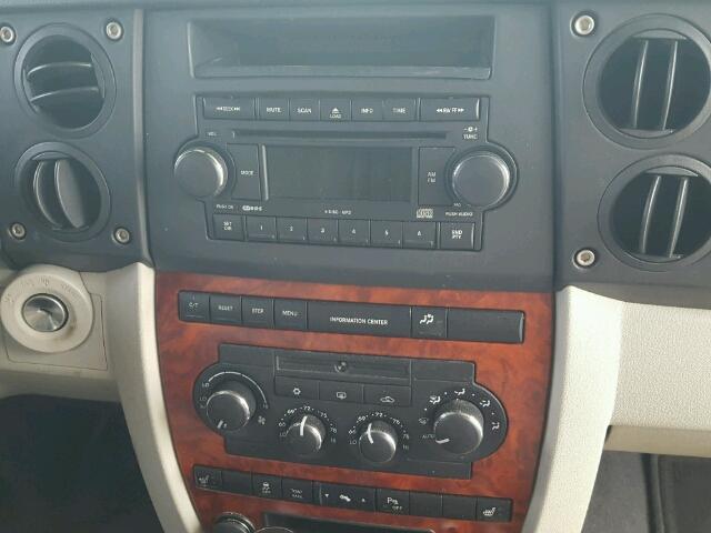 1J8HG58P27C579345 - 2007 JEEP COMMANDER GRAY photo 9