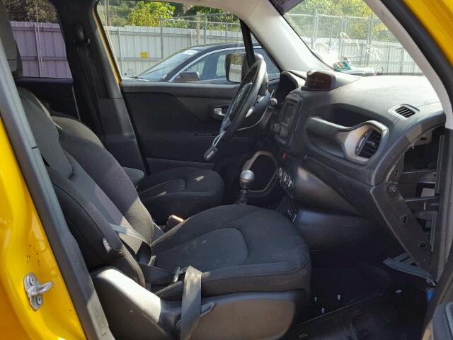 ZACCJAAHXHPF09460 - 2017 JEEP RENEGADE S 黄色 照片 5