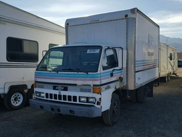 J8BB4B1H5G8300858 - 1986 CHEVROLET TILT MASTE WHITE photo 2