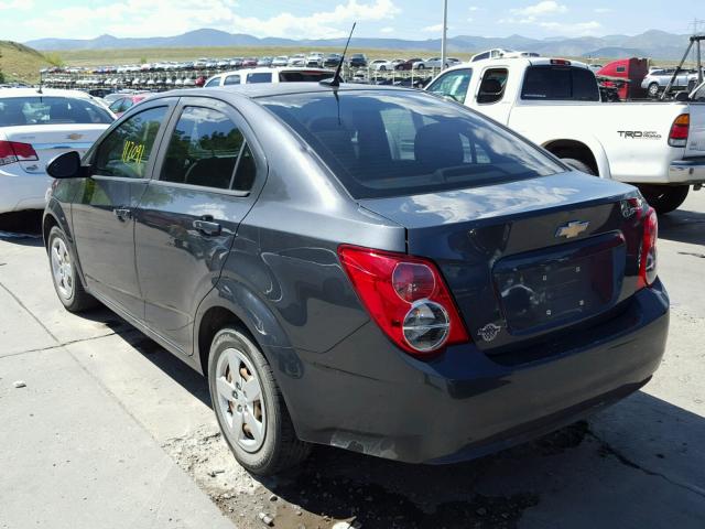 1G1JB5SH4D4129235 - 2013 CHEVROLET SONIC LS ნაცრისფერი ფოტო 3