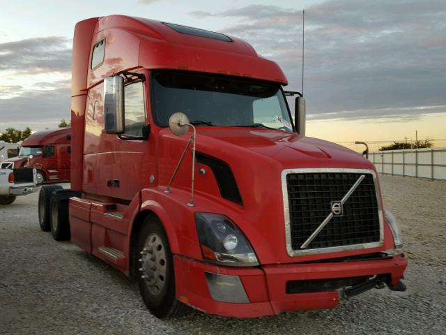 4V4NC9TJ87N464628 - 2007 VOLVO VN VNL RED photo 1