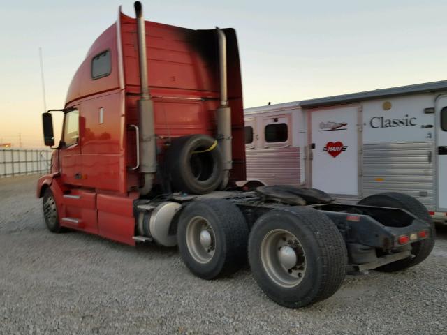 4V4NC9TJ87N464628 - 2007 VOLVO VN VNL RED photo 3