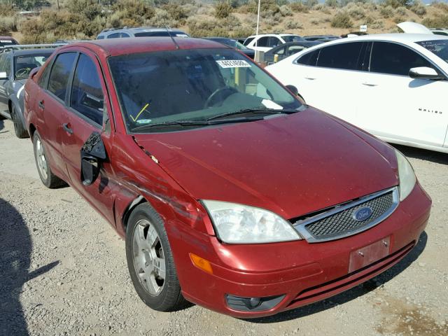 1FAFP34N25W265235 - 2005 FORD FOCUS ZX4 RED photo 1