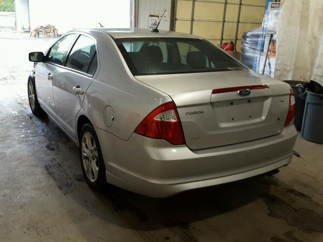 3FAHP0HA1CR165190 - 2012 FORD FUSION SE SILVER photo 3