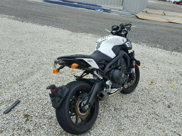 JYARN53E3HA000878 - 2017 YAMAHA FZ09 WHITE photo 4