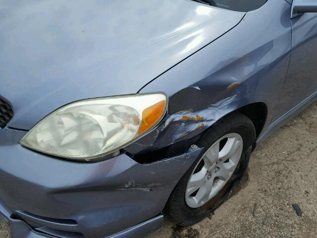 2T1KR32E13C054863 - 2003 TOYOTA MATRIX XR BLUE photo 9