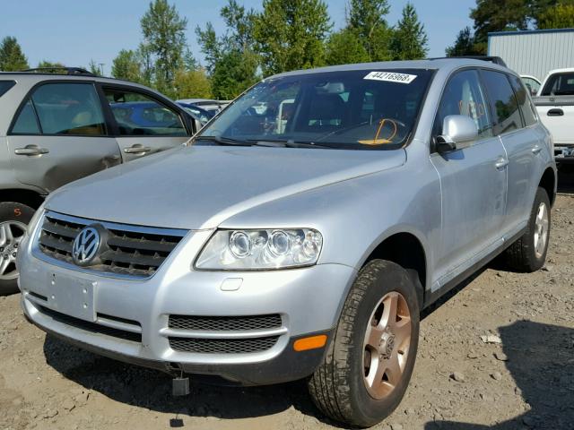 WVGBC67L64D031685 - 2004 VOLKSWAGEN TOUAREG 3. SILVER photo 2