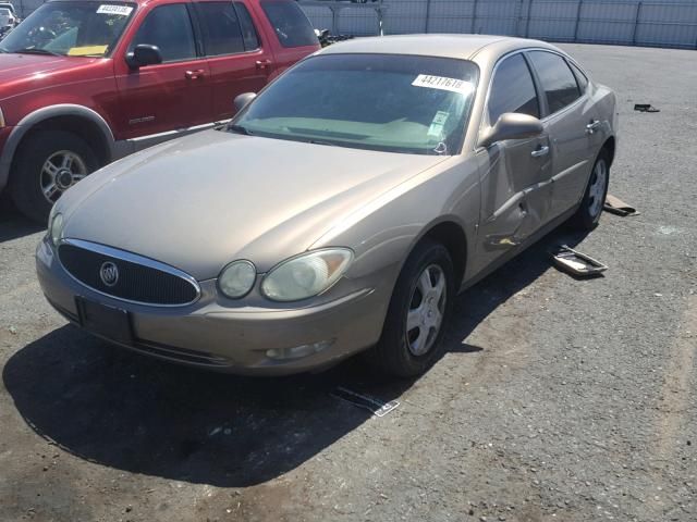 2G4WC582961199854 - 2006 BUICK LACROSSE C GOLD photo 2