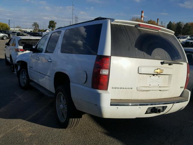 1GNFK36369J125140 - 2009 CHEVROLET SUBURBAN WHITE photo 3