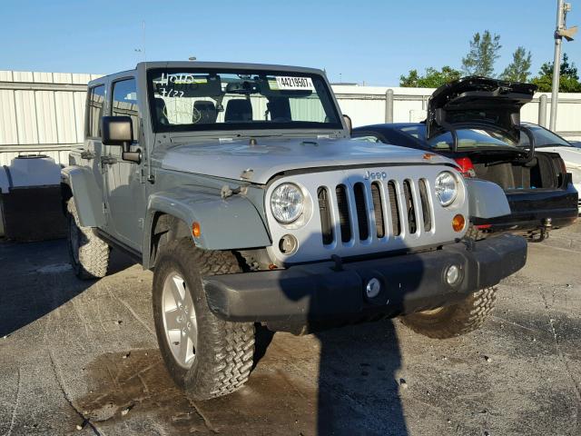 1C4HJWFG8EL157613 - 2014 JEEP WRANGLER U GRAY photo 1