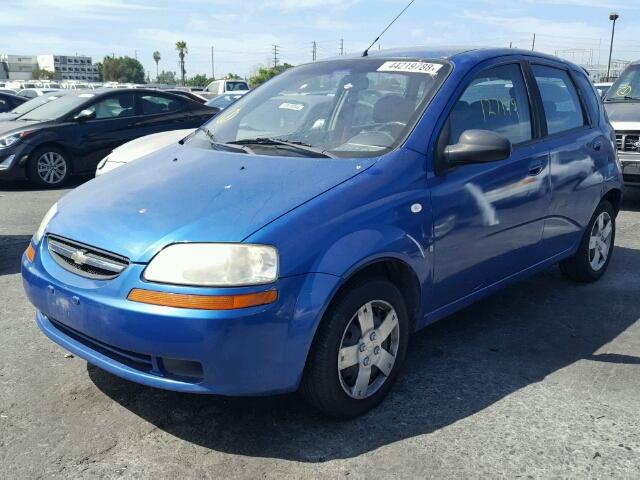 KL1TD66637B725596 - 2007 CHEVROLET AVEO BASE Niebieski zdjęcie 2