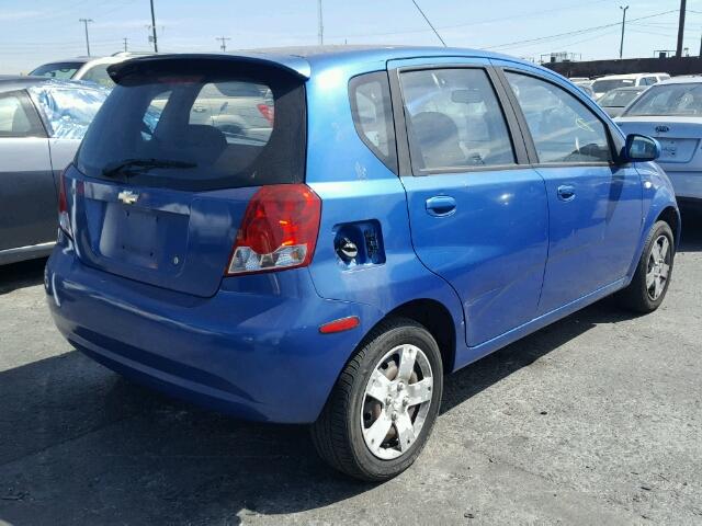 KL1TD66637B725596 - 2007 CHEVROLET AVEO BASE Niebieski zdjęcie 4