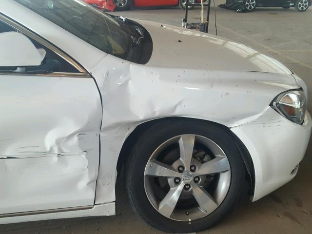 1G1ZC5E06CF368942 - 2012 CHEVROLET MALIBU 1LT თეთრი ფოტო 9