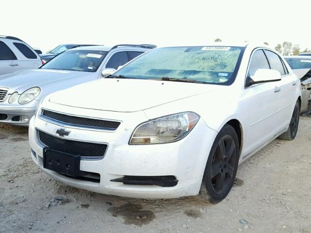 1G1ZC5E04CF311381 - 2012 CHEVROLET MALIBU 1LT WHITE photo 2