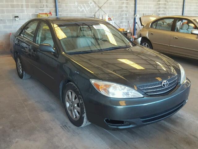 JTDBF32K720027769 - 2002 TOYOTA CAMRY LE GREEN photo 1