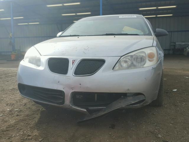 1G2ZG58B174225282 - 2007 PONTIAC G6 BASE SILVER photo 9