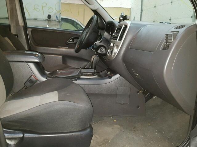 1FMYU93187KA62126 - 2007 FORD ESCAPE XLT GRAY photo 5