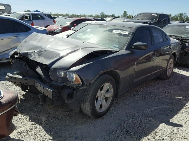 2C3CDXBG5EH154912 - 2014 DODGE CHARGER SE GRAY photo 2