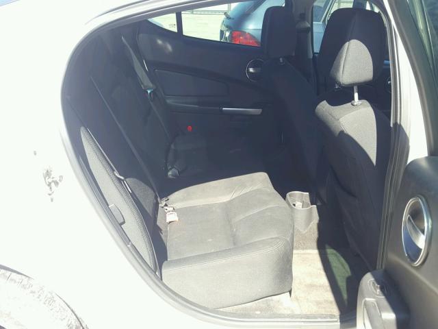 2G2WP552X81118932 - 2008 PONTIAC GRAND PRIX WHITE photo 6