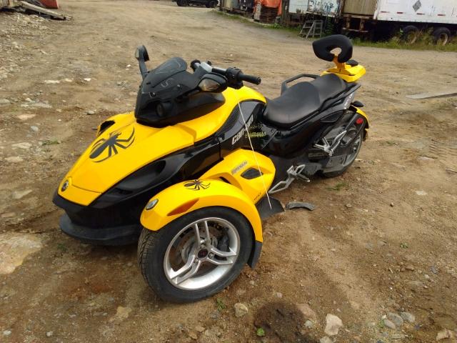 2BXJAAA1X9V000743 - 2009 CAN-AM SPYDER ROA YELLOW photo 2