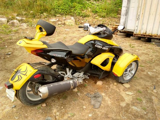 2BXJAAA1X9V000743 - 2009 CAN-AM SPYDER ROA YELLOW photo 4