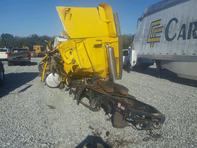 1FUJBBCK05LM69529 - 2005 FREIGHTLINER CONVENTION YELLOW photo 3