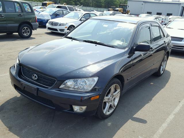 JTHBD192820056308 - 2002 LEXUS IS 300 BLACK photo 2