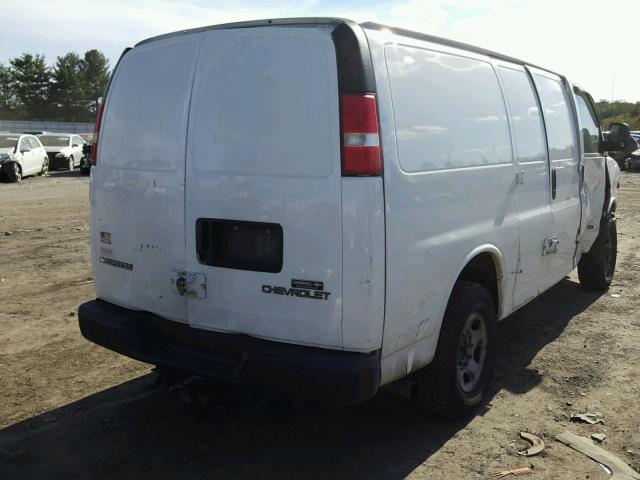 1GCHG35V161167426 - 2006 CHEVROLET EXPRESS G3 WHITE photo 4