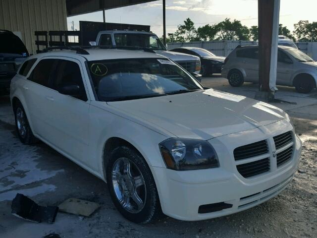 2D4FV48V45H526236 - 2005 DODGE MAGNUM SXT WHITE photo 1