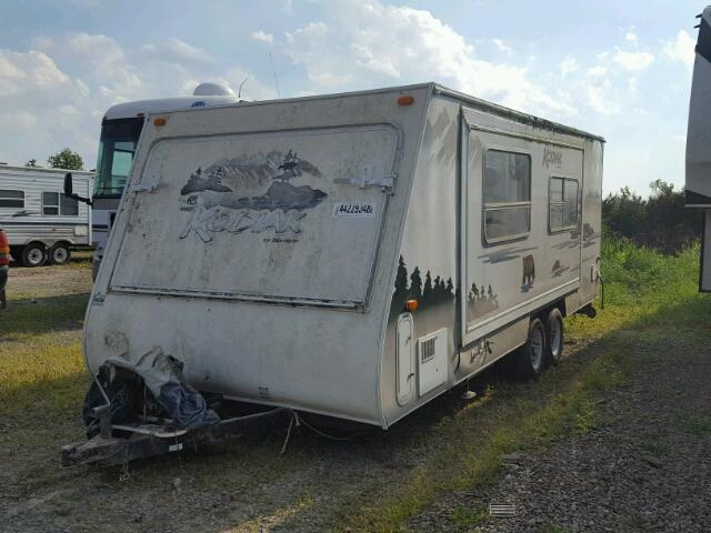 47CTS5J245J162542 - 2005 CABIN TRAILER TRAILER WHITE photo 2