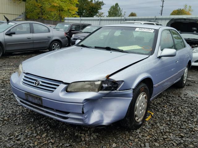 JT2BG22K6V0028870 - 1997 TOYOTA CAMRY LE BLUE photo 2